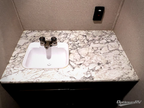 2019 Keystone Springdale Mini 1700FQ RV Photo 4