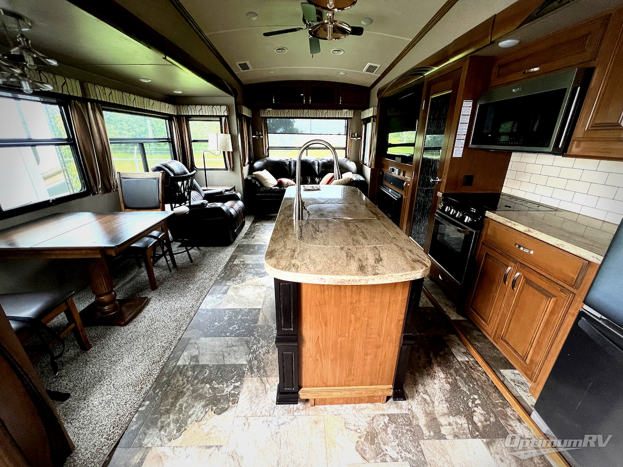 2019 Forest River Cedar Creek Hathaway Edition 38FBD Photo 4