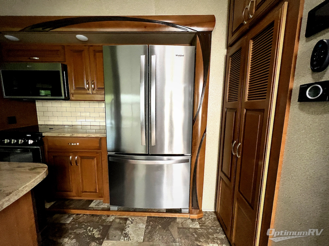 2019 Forest River Cedar Creek Hathaway Edition 38FBD Photo 16