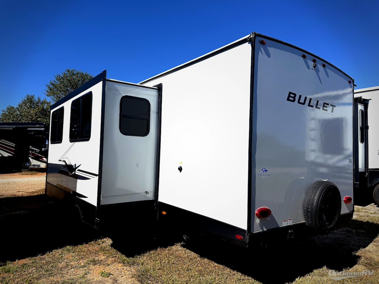 2024 Keystone Bullet Crossfire Double Axle 2640BH Photo 3