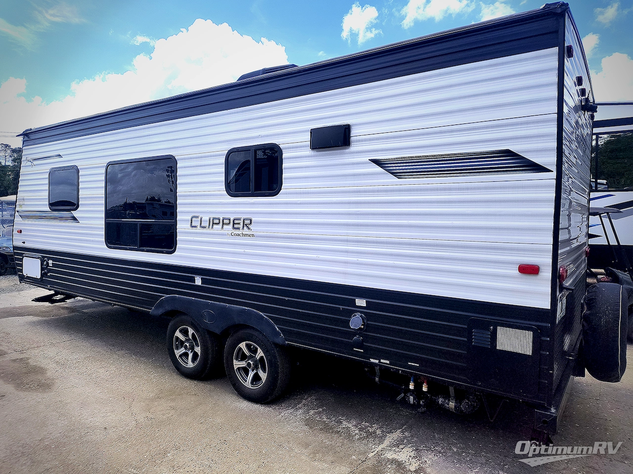 2019 Coachmen Clipper Ultra-Lite 21FQ Photo 3