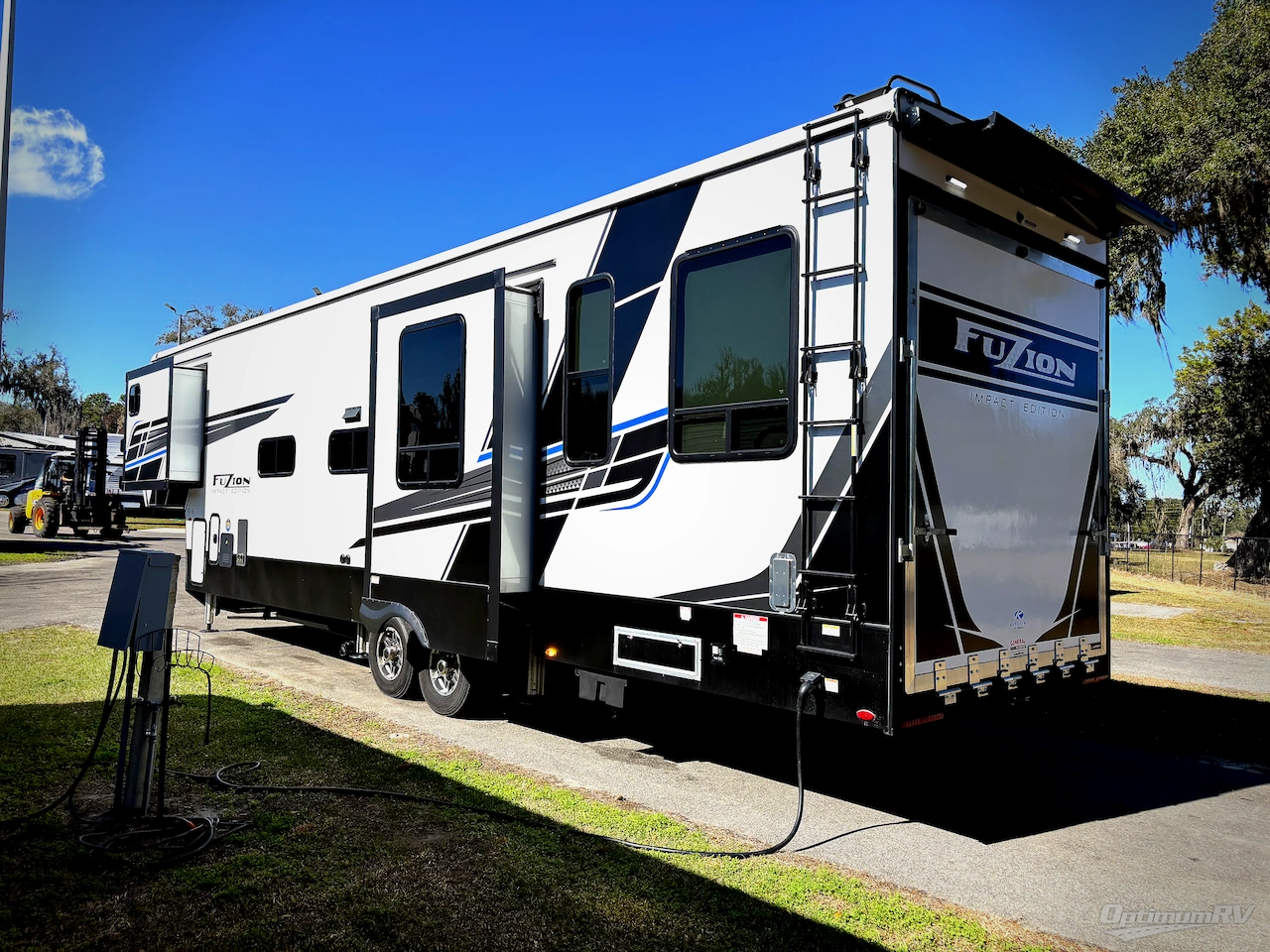 2024 Keystone Fuzion Impact Edition 3423 Photo 3