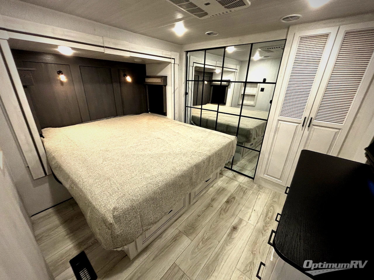 2025 East To West Takoda 399TH Photo 8