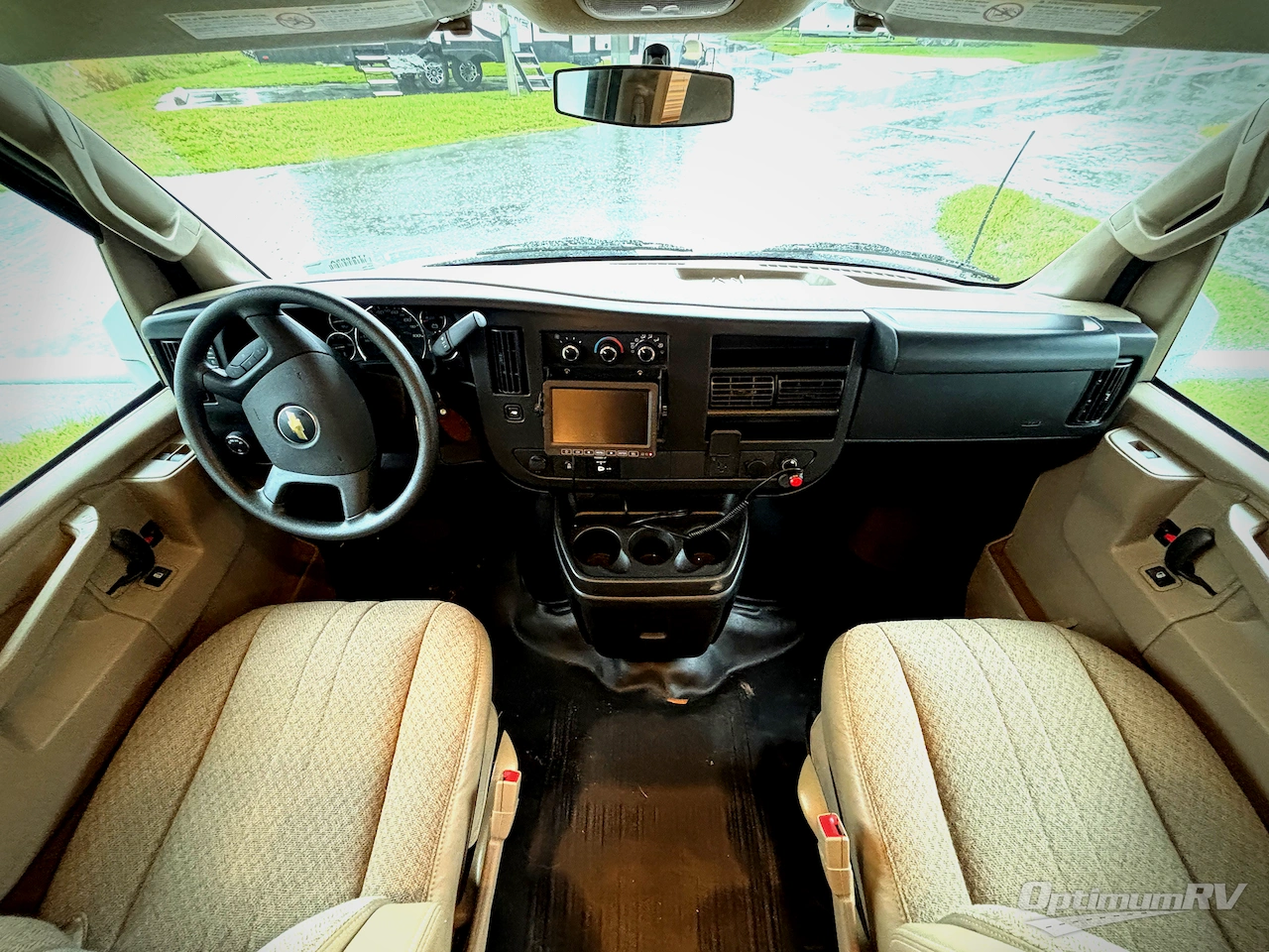 2026 Thor Four Winds 28HZ Chevy Photo 8