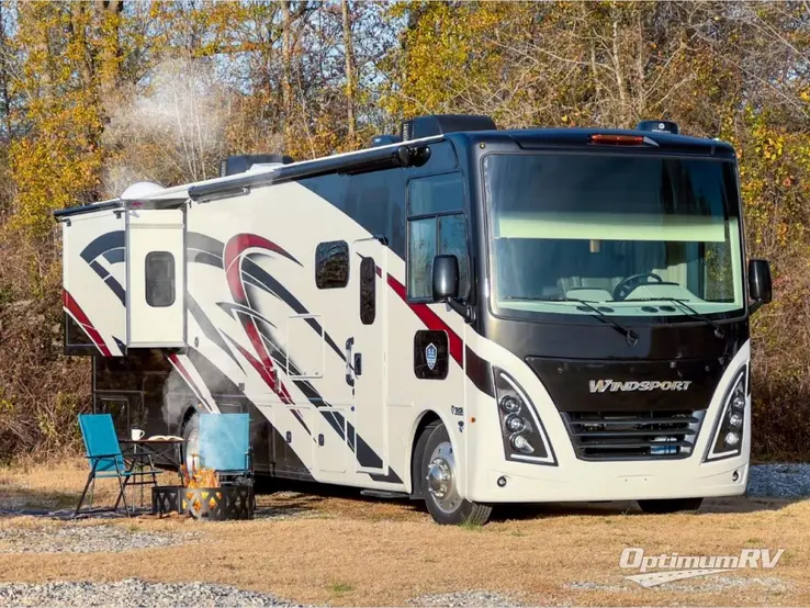 2023 Thor Windsport 35M RV Photo 1