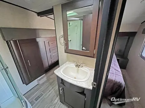 2017 Forest River Cherokee Arctic Wolf 255DRL4 RV Photo 4