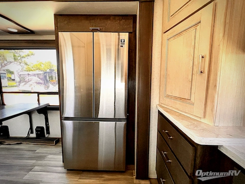 2022 Alliance Paradigm 372RK RV Photo 3