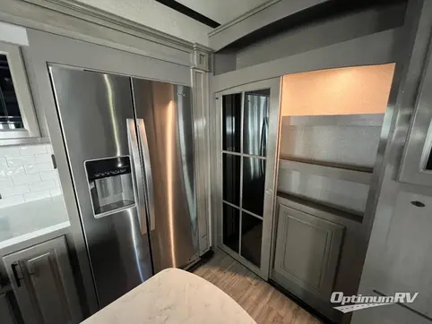 2021 Jayco Pinnacle 36KPTS RV Photo 3