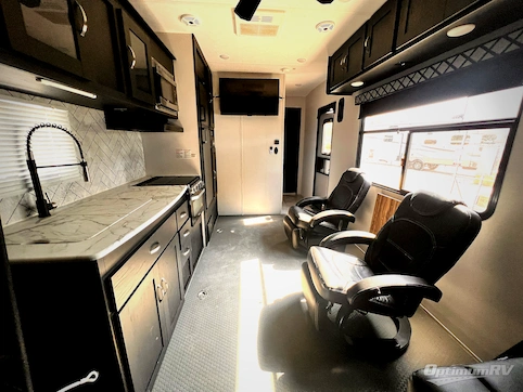 2022 Coachmen Adrenaline 27KB RV Photo 2