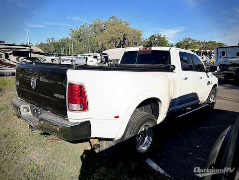 2016 Dodge RAM Longhorn 3500 RV Photo 2