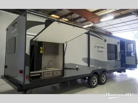 2020 Coachmen Apex Ultra-Lite 300BHS RV Photo 4