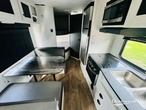 2022 Heartland Trail Runner 25JM RV Photo 2