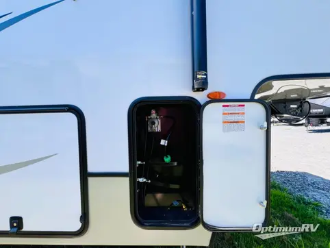 2022 Keystone Cougar 364BHL RV Photo 4