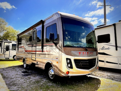 Used 2015 Safari Trek 26HM Featured Photo