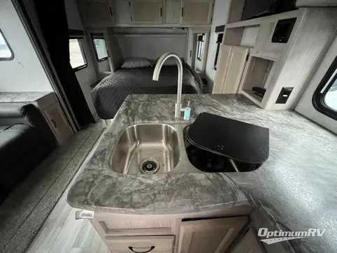 2021 Coachmen Spirit Ultra Lite 1943RB RV Photo 3
