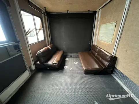 2011 Heartland Cyclone 3010 RV Photo 3