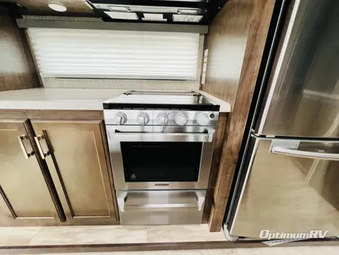 2020 Grand Design Solitude S-Class 2930RL-R RV Photo 3