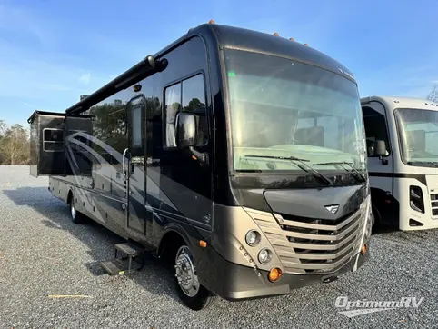 Used 2018 Fleetwood Storm 36F Featured Photo
