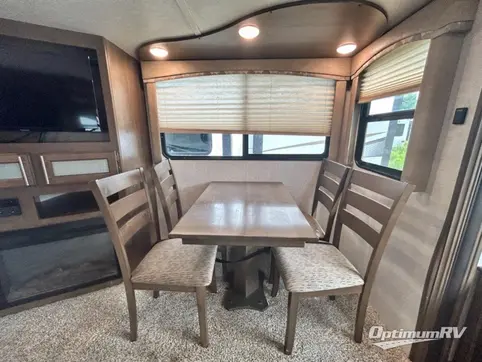 2019 Keystone Cougar Half-Ton Series 28SGS RV Photo 2