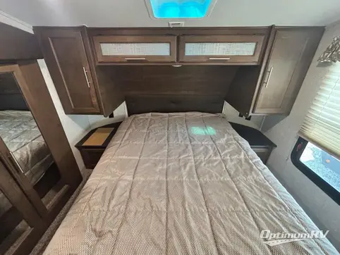 2019 Keystone Cougar Half-Ton Series 28SGS RV Photo 4