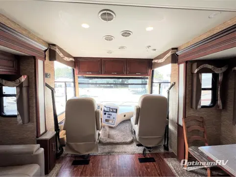 2017 Newmar Canyon Star 3513 RV Photo 3