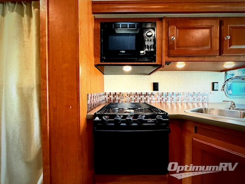 2017 Winnebago Vista 31BE RV Photo 3