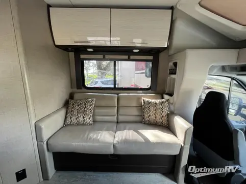 2016 Thor Compass 23TR RV Photo 2