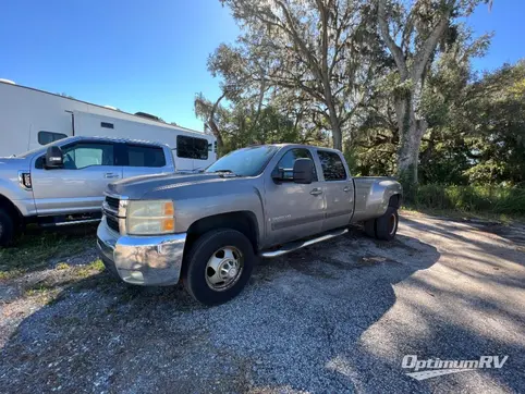2008 Chevrolet Chevrolet 3500 DIESEL DUALLY RV Photo 2