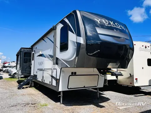 Used 2021 Dutchmen Yukon 400RL Featured Photo