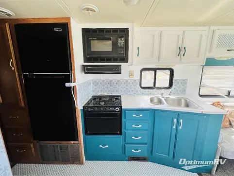 1997 Holiday Rambler Vacationer 32CG Ford RV Photo 3