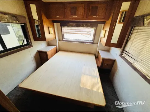 1997 Holiday Rambler Vacationer 32CG Ford RV Floorplan Photo