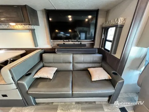 2020 Coachmen Mirada 35OS RV Photo 2