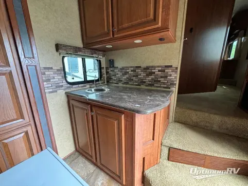2013 Jayco Eagle Premier 361MKQS RV Photo 4
