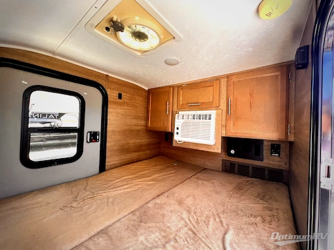 2020 Braxton Creek Bushwhacker Standard Model RV Photo 4