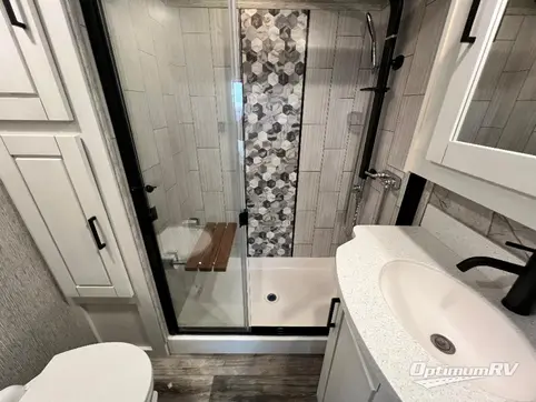 2023 Redwood Redwood 3401RL RV Photo 3