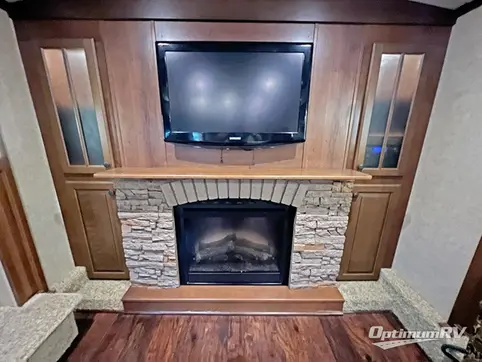 2014 Jayco Pinnacle 38FLFS RV Photo 4
