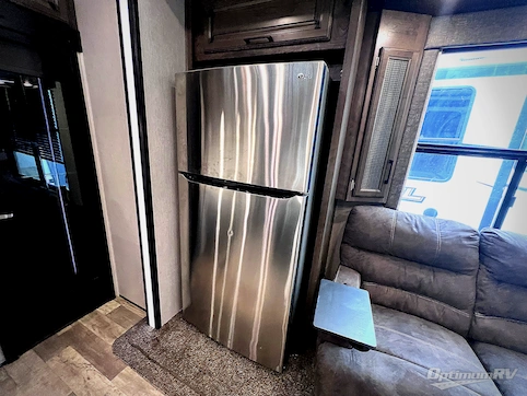 2019 Heartland Cyclone 4101KING RV Photo 2