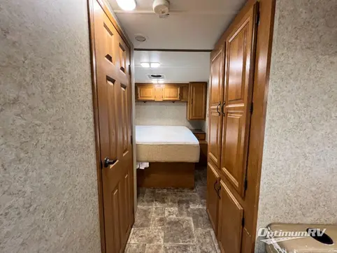 2012 EverGreen RV Ever-Lite 29FK RV Photo 3
