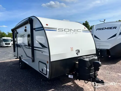 Used 2021 Venture Sonic Lite SL169VRK Featured Photo