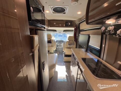 2016 Winnebago Era 70A RV Photo 2