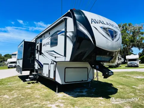 Used 2018 Keystone RV Avalanche 320RS Featured Photo