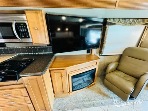 2016 Winnebago Sightseer 35G RV Photo 3