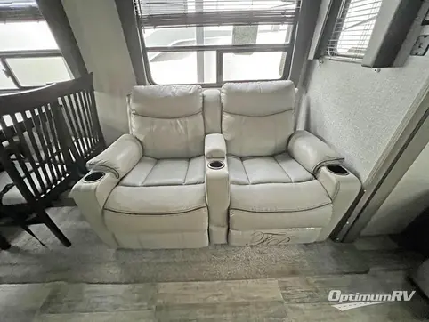 2020 CrossRoads Volante 370BR RV Photo 2