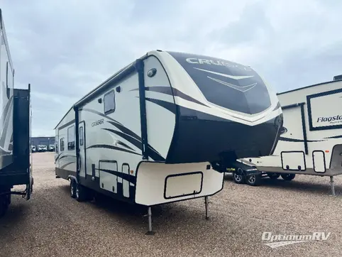 Used 2018 CrossRoads Cruiser CR3451FB Featured Photo