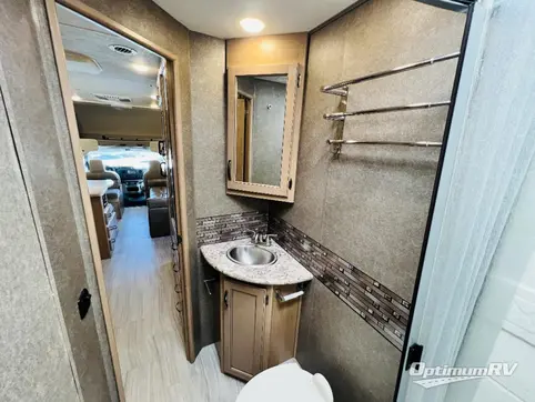 2020 Thor Daybreak 26DB RV Photo 4