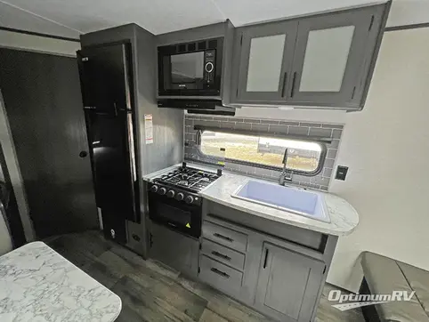 2023 Dutchmen Aspen Trail LE 25BH RV Photo 2
