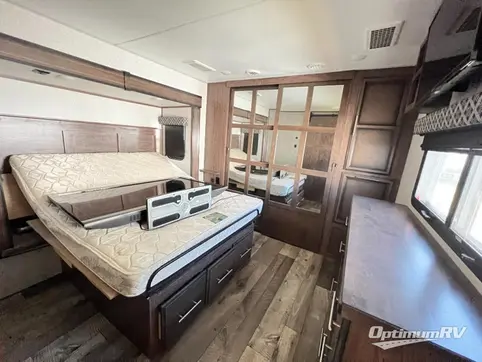 2021 KZ Durango Gold G391RKQ RV Photo 2