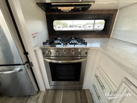 2021 KZ Durango Gold G391RKQ RV Photo 4