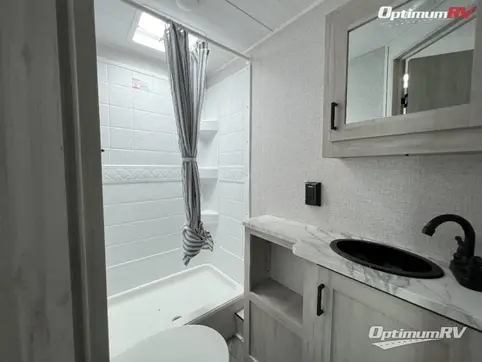 2023 East To West Della Terra 170BHLE RV Photo 4