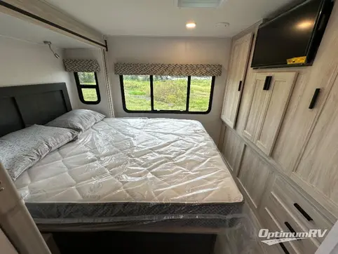 2023 Forest River Sunseeker Classic 3010DS Ford RV Photo 4